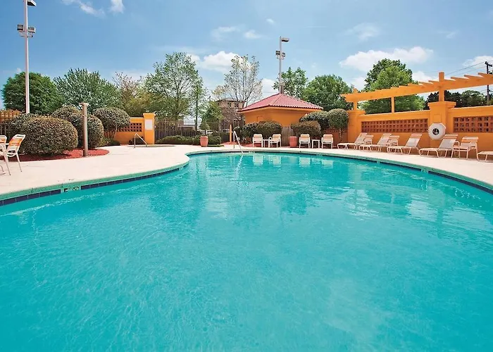 Hotel La Quinta By Wyndham Winston-Salem