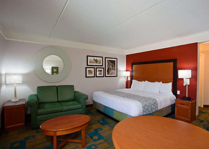 Hotel La Quinta By Wyndham Winston-Salem