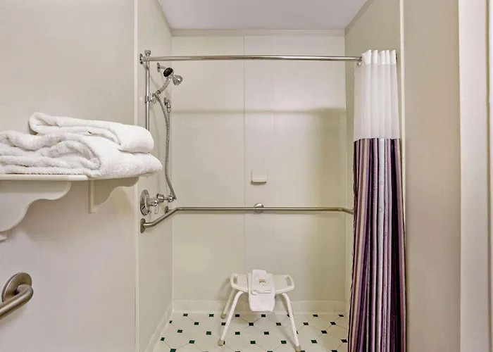 Hotel La Quinta By Wyndham Winston-Salem