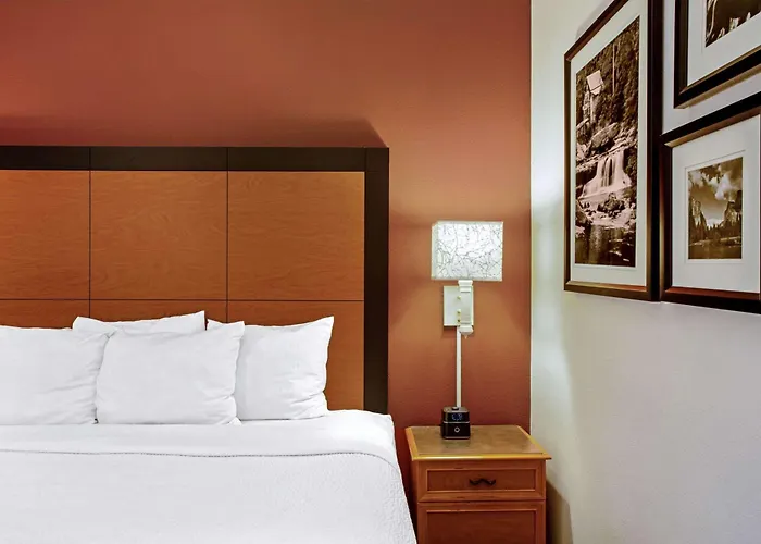 La Quinta By Wyndham Hotel