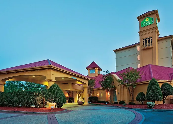 Hotel La Quinta By Wyndham 3*