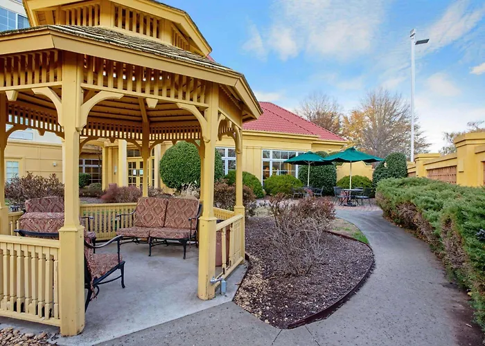 Hotel La Quinta By Wyndham 3*