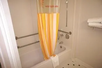 Hotel La Quinta By Wyndham 3*
