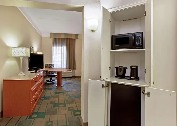 Hotel La Quinta By Wyndham 3*